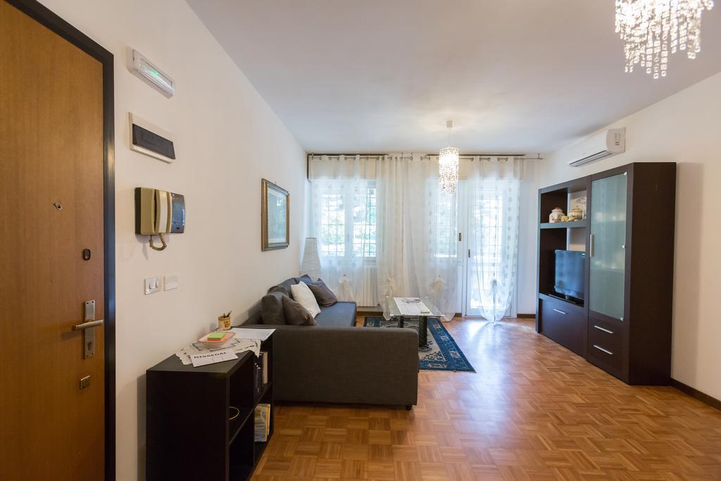 Bolognina Central Apartment Bologna Exterior photo